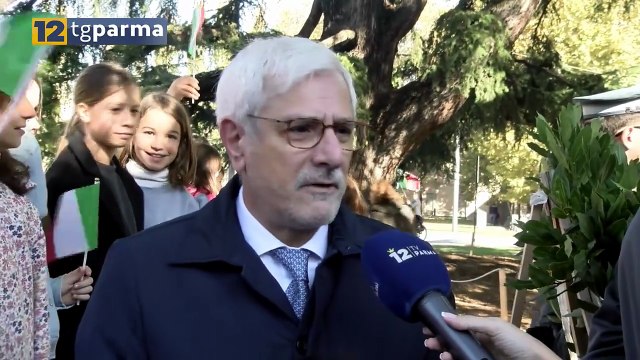 4 NOVEMBRE: GIORNATA DELL'UNITÁ D'ITALIA E DELLE FORZE ARMATE, CERIMONIA IN PIAZZA | 4 NOVEMBRE: GIORNATA DELL'UNITÁ D'ITALIA E DELLE FORZE ARMATE, CERIMONIA IN PIAZZA