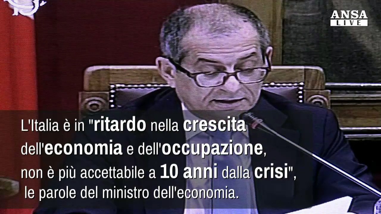 Tria a bilancio, spread ai massimi