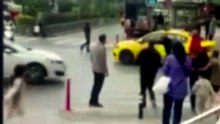 Kocamla ilişkin var dedi, genç kızı defalarca bıçakladı