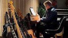 Parkinson’s Took His Guitar, AI Gave Him Back Music | Samuel Smith’s Inspiring Story