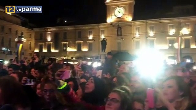 Successo del concerto di Mahmood in piazza Garibaldi Video