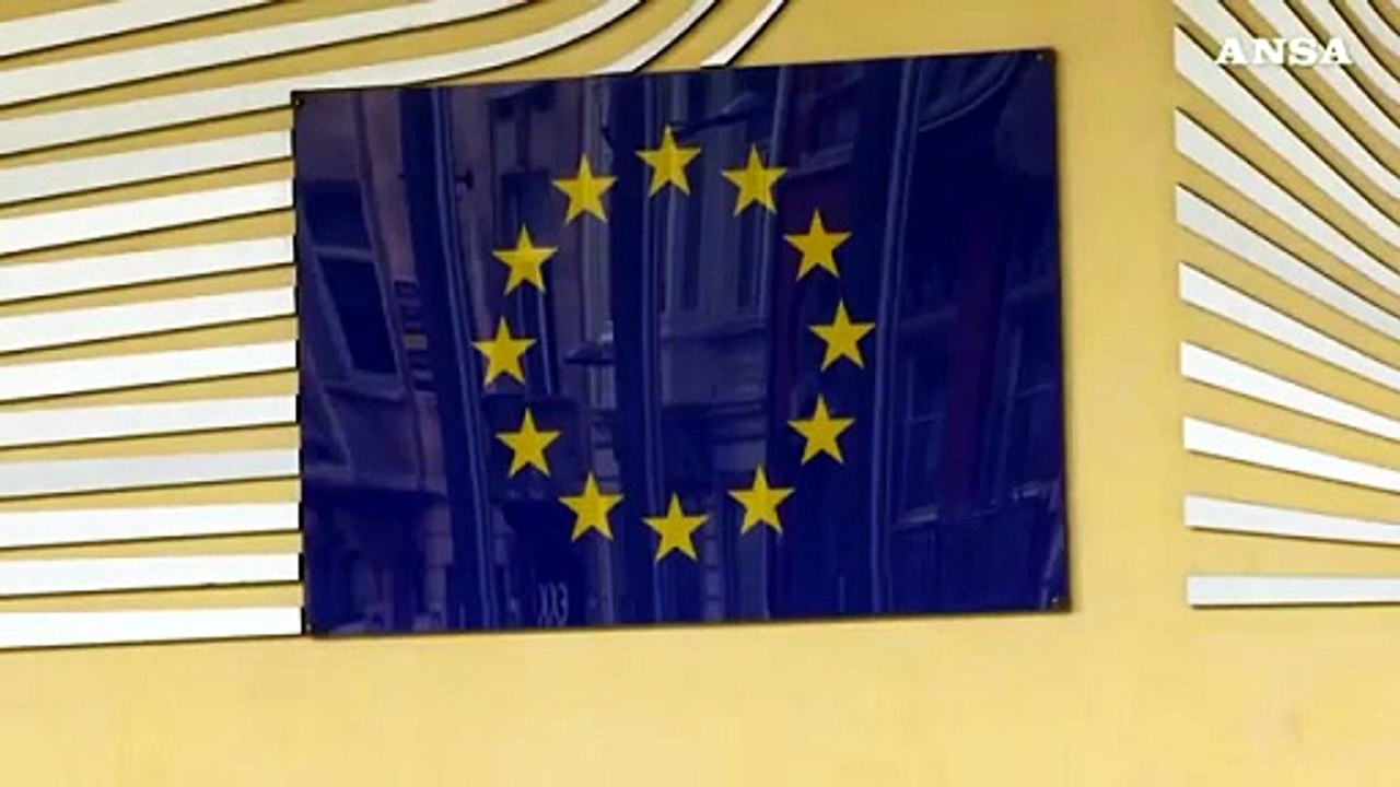 Commissione Ue taglia previsioni di crescita dell'Italia