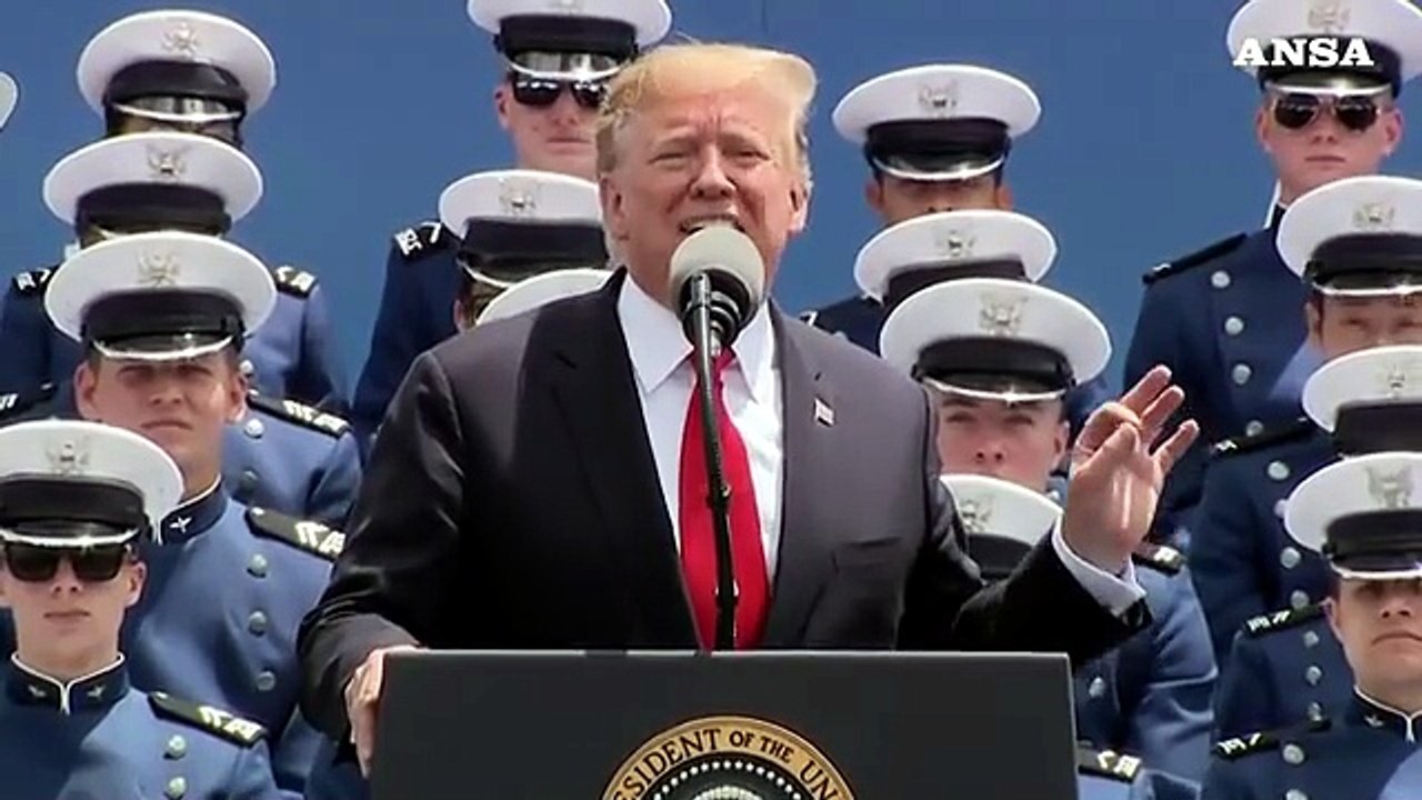 Trump lancia dazi contro il Messico per fermare migranti