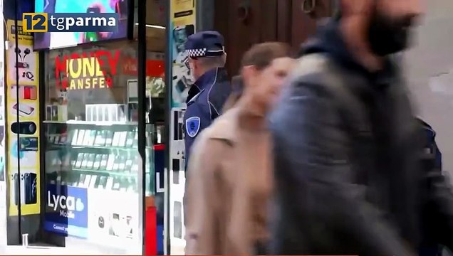 CORI FASCISTI, GIOVANI VIOLENTI, WELFARE: ALLE 21 PARMA EUROPA | CORI FASCISTI, GIOVANI VIOLENTI, WELFARE: ALLE 21 PARMA EUROPA