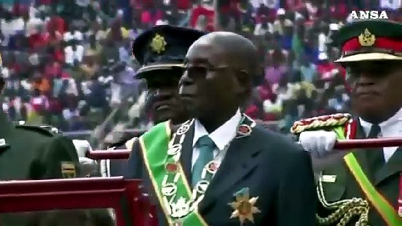 Addio a Mugabe, morto l'ex padre-padrone dello Zimbabwe