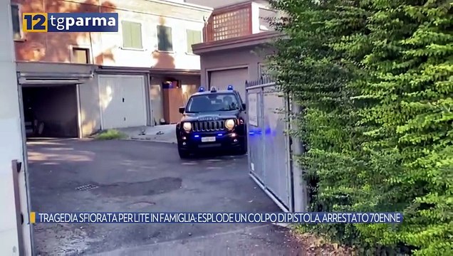 TRAGEDIA SFIORATA PER LITE IN FAMIGLIA: ESPLODE UN COLPO DI PISTOLA, ARRESTATO 70ENNE | TRAGEDIA SFIORATA PER LITE IN FAMIGLIA: ESPLODE UN COLPO DI PISTOLA, ARRESTATO 70ENNE