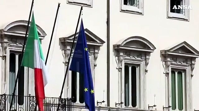 Alta tensione governo, protesta 5s per assenza Salvini