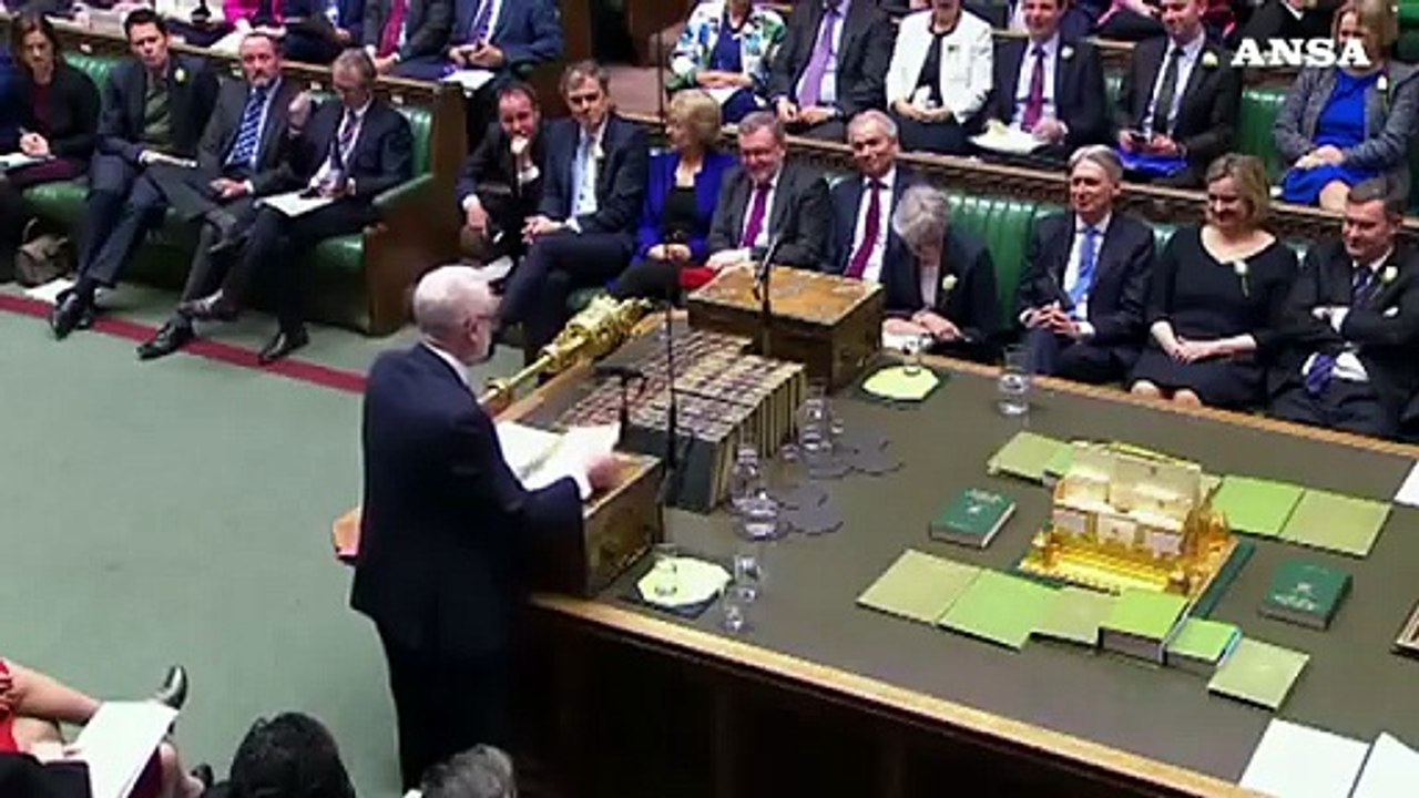 Brexit: May rilancia, legge in parlamento il 3 giugno