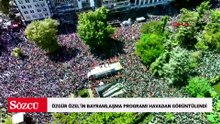 Özgür Özel'in, CHP Ankara İl Başkanlığı önünde düzenlenen bayramlaşma programı havadan görüntülendi