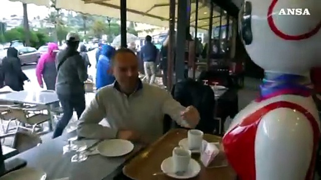 Non basta obbedire, ora i robot devono capire