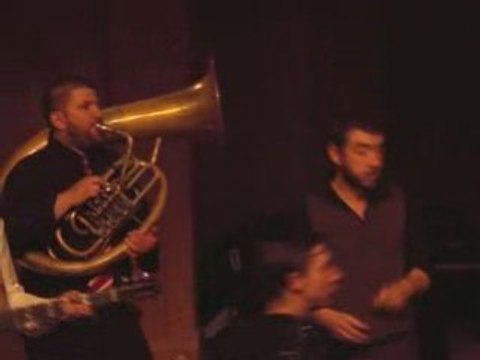 Les Blérots de R.A.V.E.L : Dans les Gares