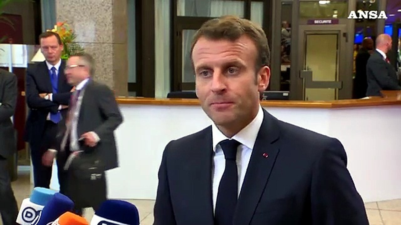 Parigi tassa i giganti del web, Trump minaccia dazi