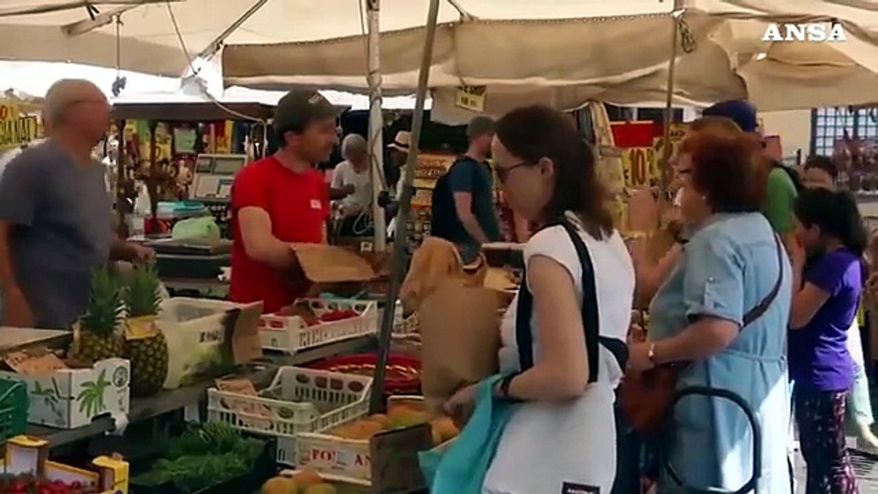 Paese duro con giovani