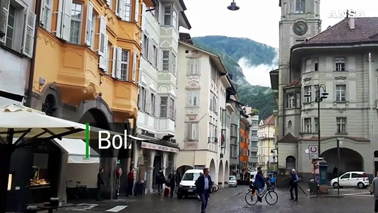 Bolzano, viaggio fotografico nella citta' lungo un secolo