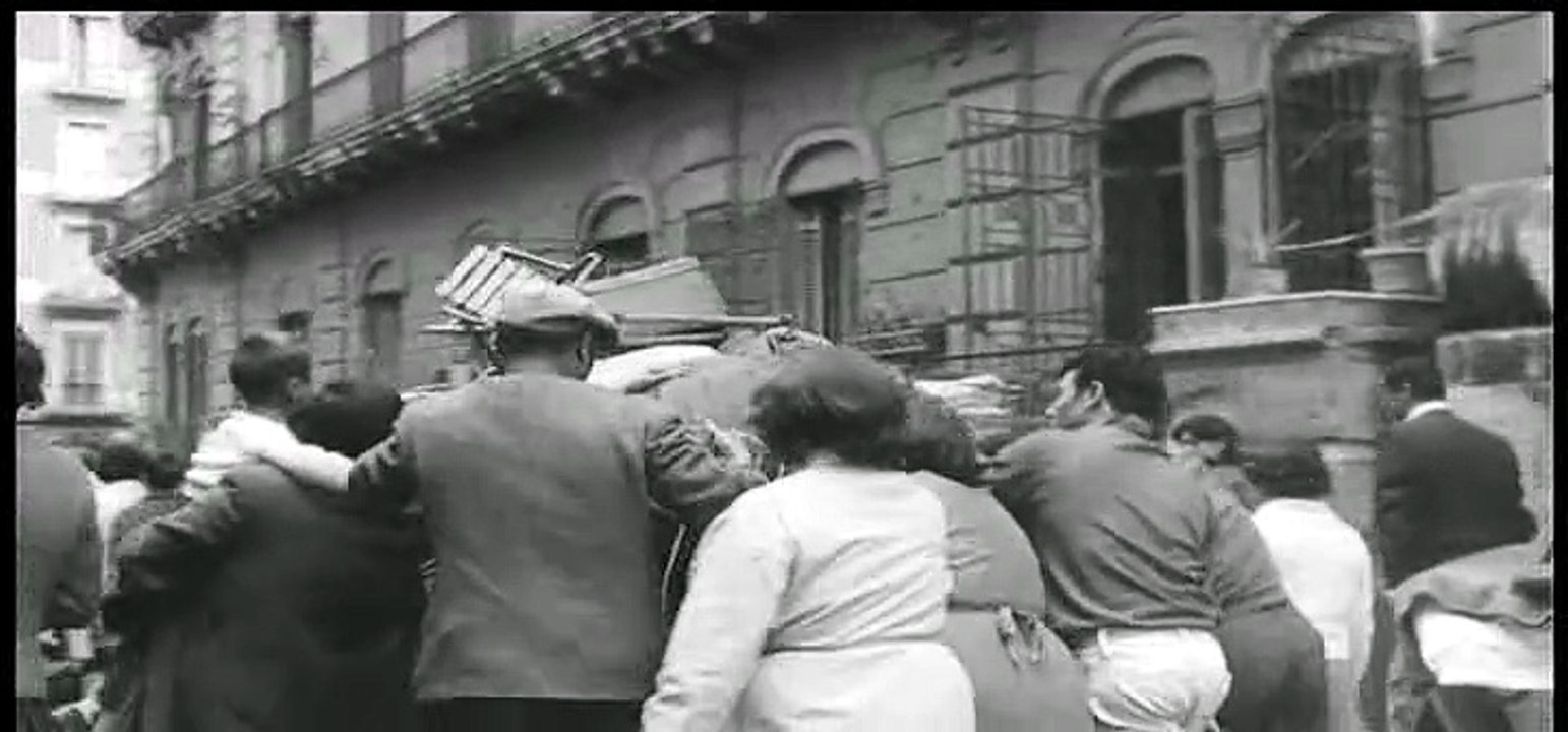 Nanni Loy - 1962 - Le quattro giornate di Napoli GIAN MARIA VOLONTE'