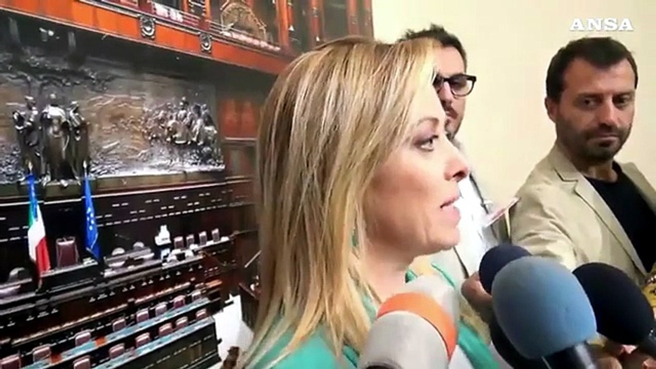 Manovra, Meloni: "Presentata mozione per i professionisti"