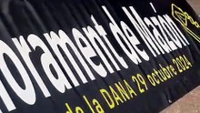 Ambient d'inici de la manifestació contra Mazón