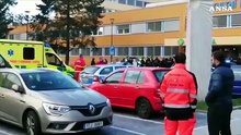 Uccide sei persone in un ospedale in Repubblica Ceca e poi si toglie la vita