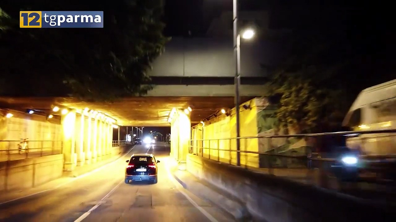 SAN LEONARDO, MERCE RUBATA A BORDO DI UN'AUTO:...