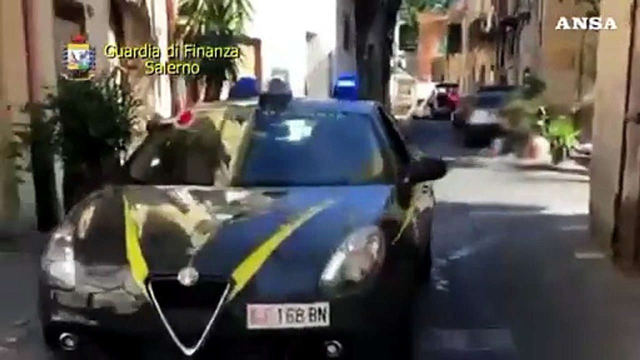 Salerno, sequestrate slot machine manomesse