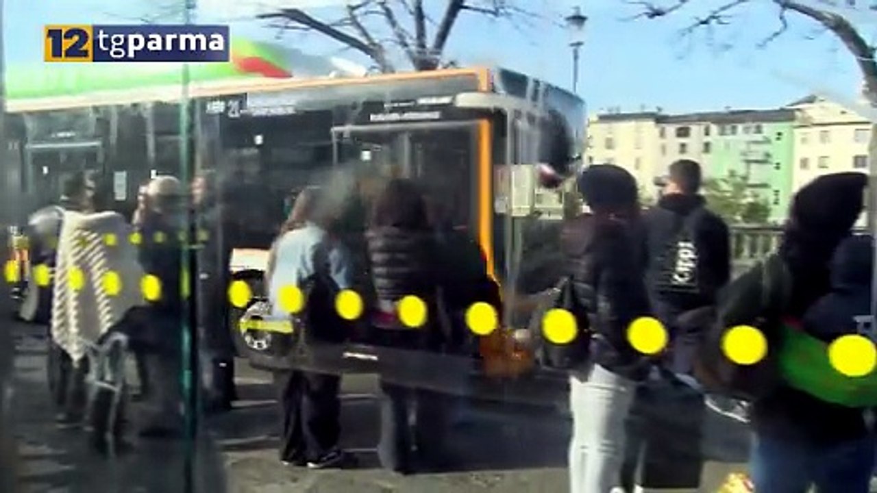 DUE MINORENNI PICCHIATI E  RAPINATI DA UNA BABY GANG IN CENTRO | DUE MINORENNI PICCHIATI E  RAPINATI DA UNA BABY GANG IN CENTRO