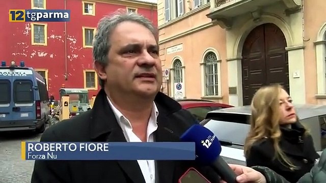 IL LEADER DI FORZA NUOVA DENUNCIA PIZZAROTTI SUL CERTIFICATO ANTIFASCISTA