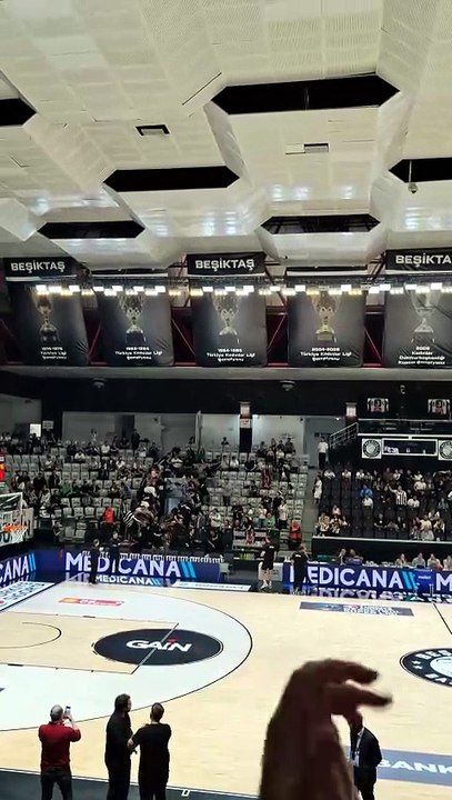 Beşiktaş'ım Geliyor - Beşiktaş Gain v Galatasaray MCT Technic - Türkiye Sigorta Basketbol Süper Ligi Play Off Çeyrek Final 3. Maç