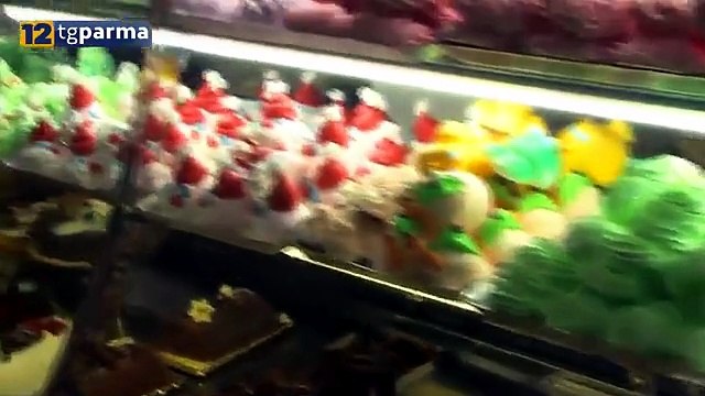 LA CITTA' NON SI FERMA NEMMENO A NATALE: TANTI AL LAVORO ANCHE DURANTE LE FESTE
