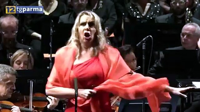 SUCCESSO PER IL 'CONCERTO SOTTO L'ALBERO' A FAVORE DELL'HOSPICE PICCOLE FIGLIE