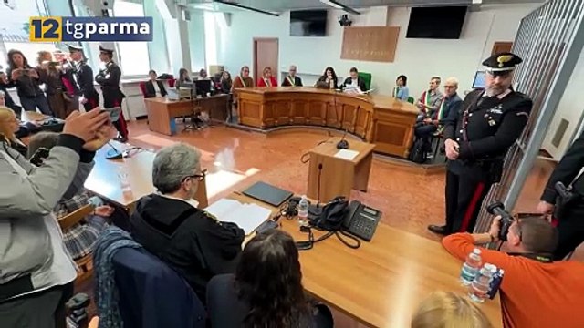 NEONATI SEPOLTI, CHIARA PETROLINI CONDANNATA A 24 ANNI E 3 MESI | NEONATI SEPOLTI, CHIARA PETROLINI CONDANNATA A 24 ANNI E 3 MESI