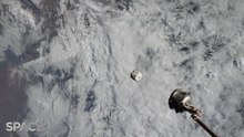 Watch This Technique Showing How Trash Is Disposed From Space Station