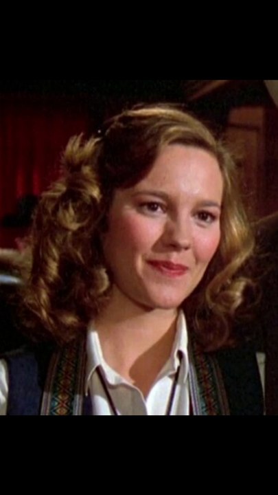 Actress Wendy Schaal Resemblance To Mackenzie Astin? Finder Of Lost Loves