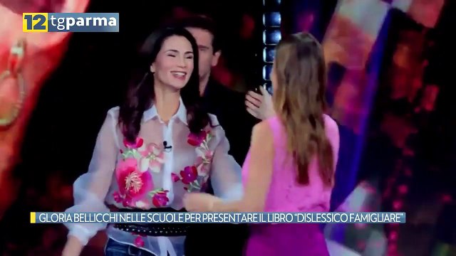 GLORIA BELLICCHI NELLE SCUOLE PER PRESENTARE IL LIBRO “DISLESSICO FAMIGLIARE” | GLORIA BELLICCHI NELLE SCUOLE PER PRESENTARE IL LIBRO “DISLESSICO FAMIGLIARE”