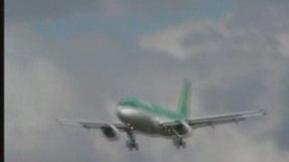 Landing A320 Aer-Lingus EI-CVDC at the airport of Rennes