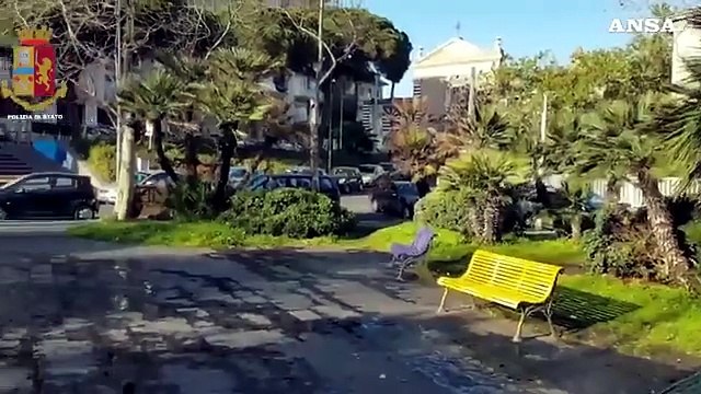 Catania, scritte fasciste e contro Segre: cinque indagati per odio razziale