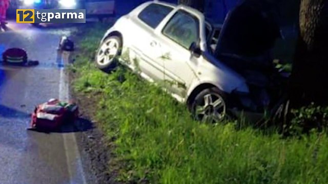 TORNOLO, AUTO FUORI STRADA: GRAVI DUE 27ENNI | TORNOLO, AUTO FUORI STRADA: GRAVI DUE 27ENNI