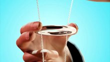 How The Ring And Chain Trick Works 😮