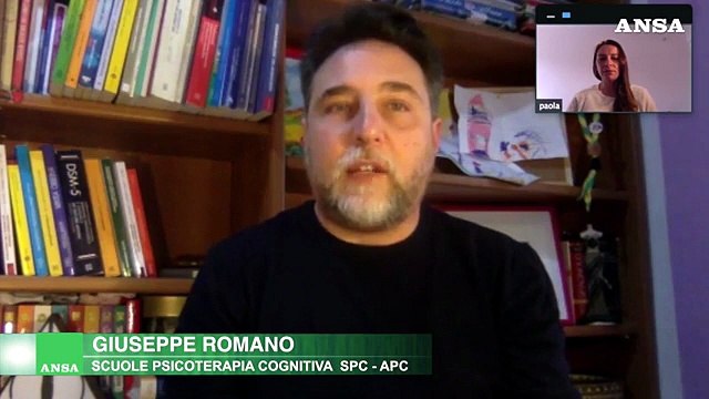 Coronavirus, psicologo: Per anziani e' piu' difficile cambiare abitudini
