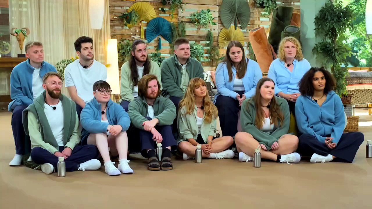 Virgin Island S02E01