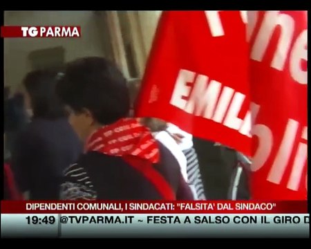 Protesta dei sindacati sotto i portici del Grano