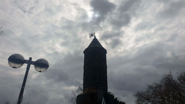Die verfluchten Raben vom Steinernen Turm in Dortmund - Der Totengräber vor Ort
