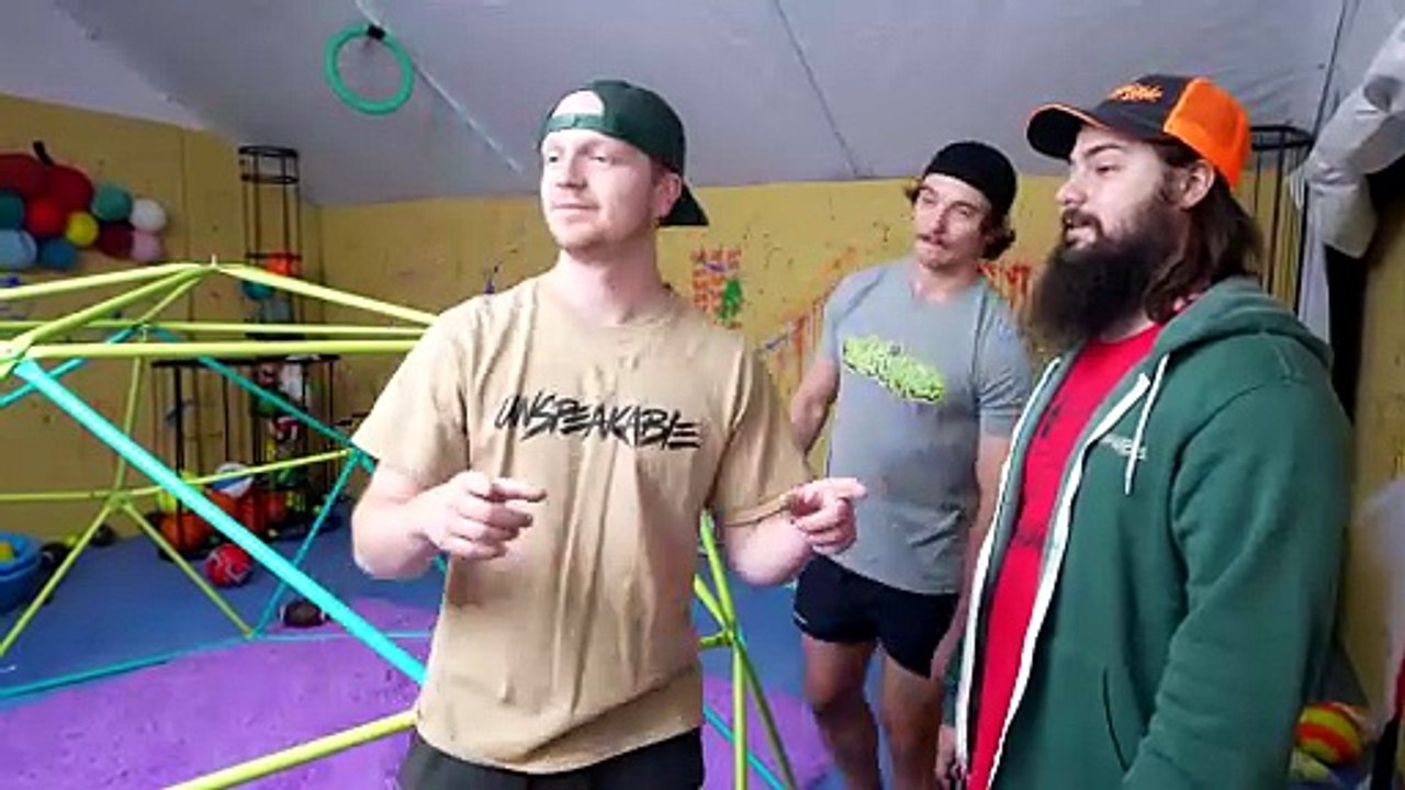 🏭 Sleepover In Abandoned Poppy Playtime FACTORY! 😱 (24-Hour Challenge)