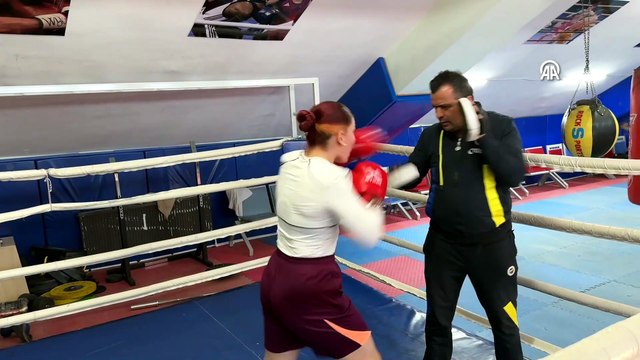 Şampiyon milli boksör Yonca Gül'ün 2028 ve 2032 hedefi | Ajansspor | AA
