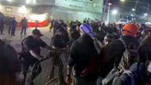 Centro de detenção de imigrantes em Nova Jérsia é palco de confrontos