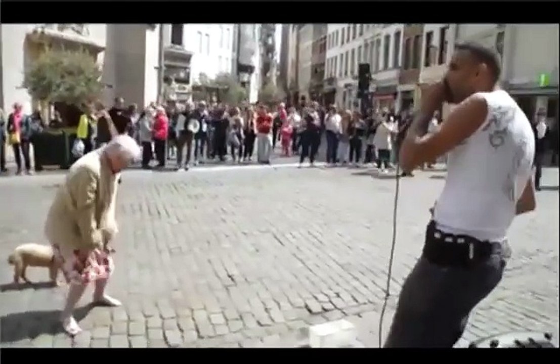 la nonna e il beatboxer