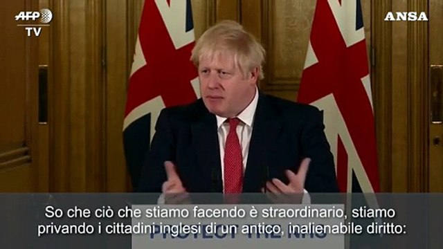 Coronavirus, Johnson scherza: Priviamo i cittadini di un diritto inalienabile: andare al pub