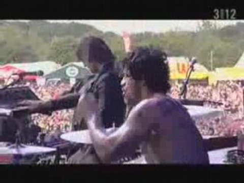 QOTSA - 05 Misfit love pinkpop 2008