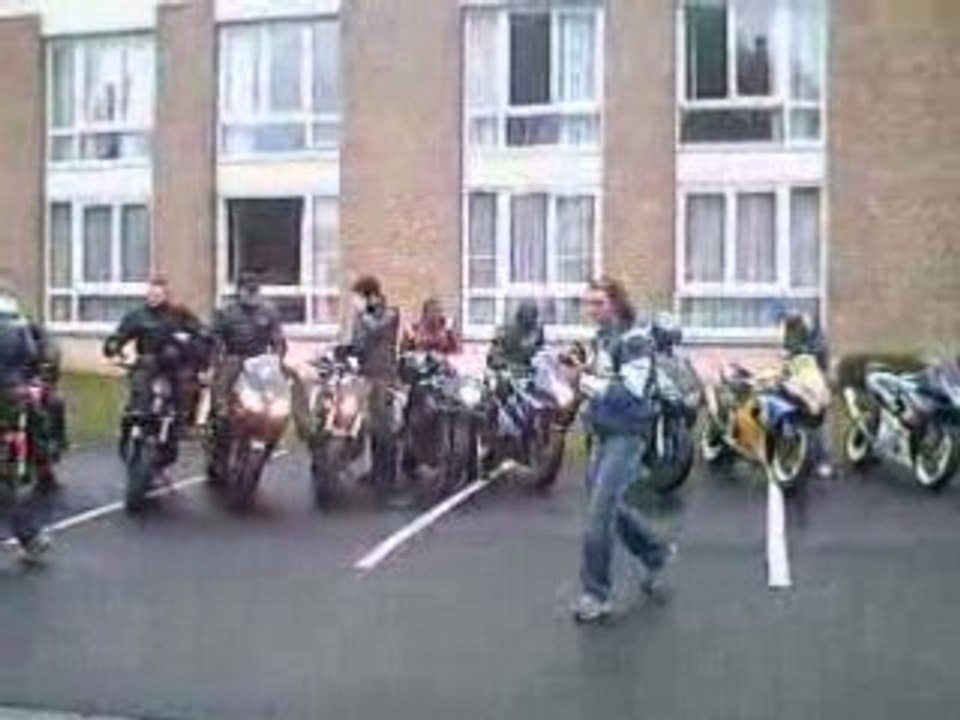 Rassemblement a Pecq