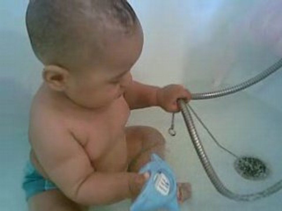 lilian dans son bain 2
