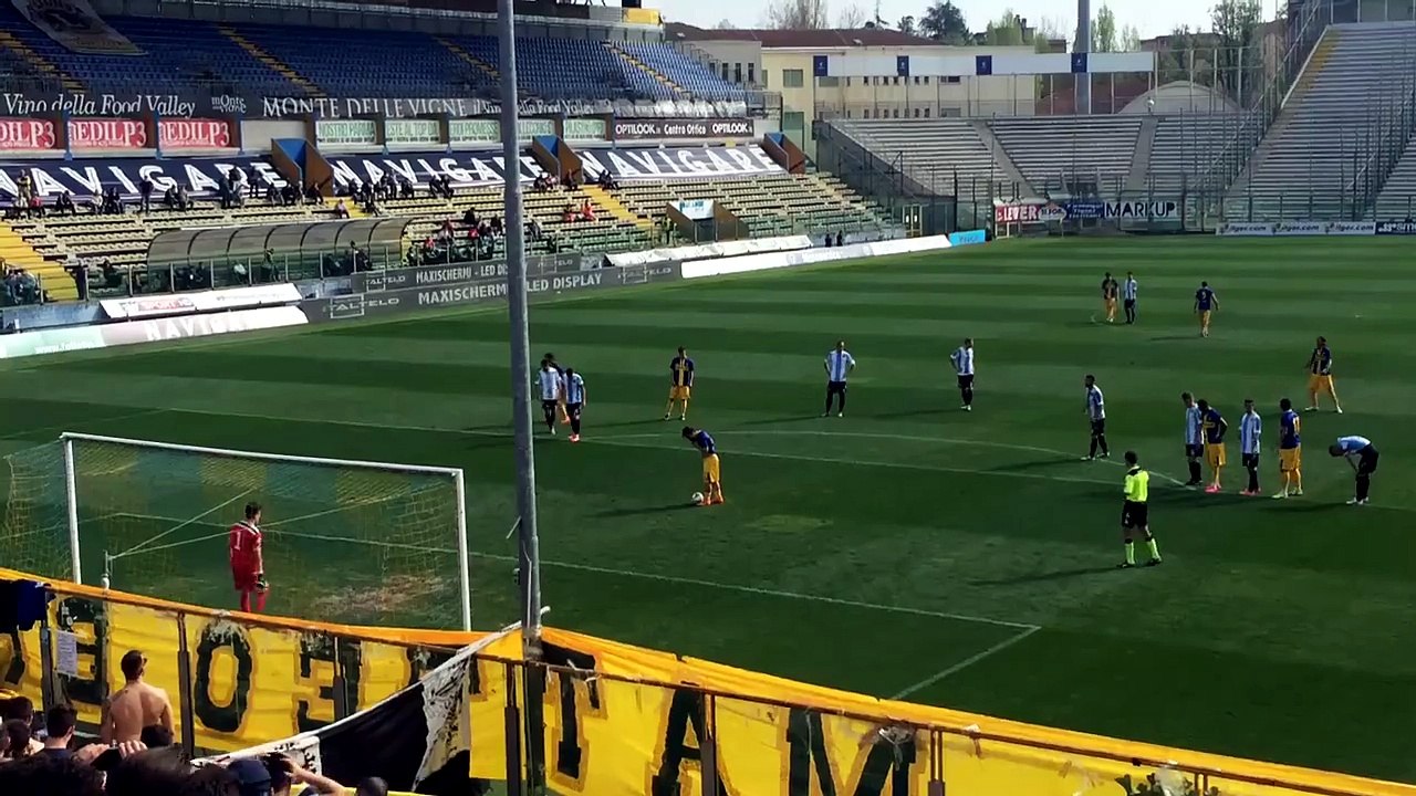 Rigore e gol di Corapi: il video